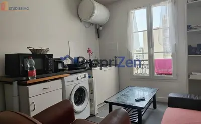 Studio à Paris