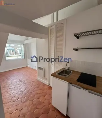 Studio à Paris