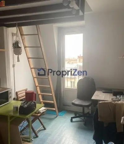Studio à Paris