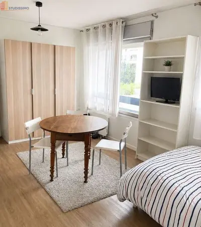 Studio à Écully