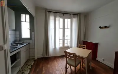 Studio à Paris