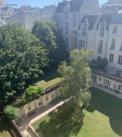 Studio à Paris