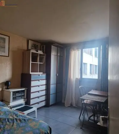 Studio à Paris
