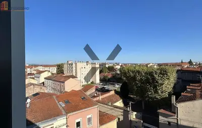Studio à Roanne
