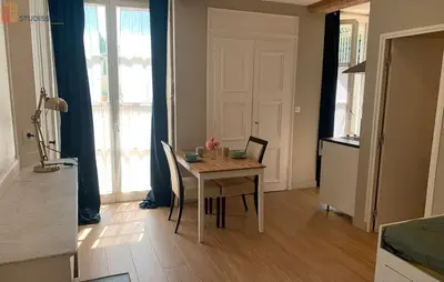 Studio à Écully