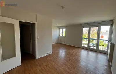 Studio à Seiches-sur-le-Loir