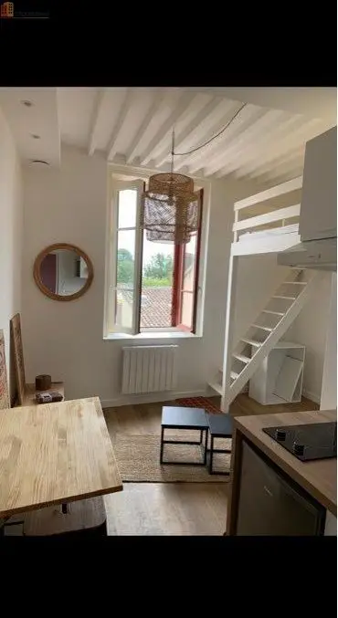 Studio à Écully