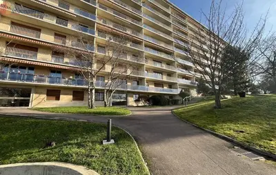 Studio à Reims