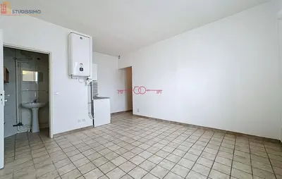 Studio à Reims