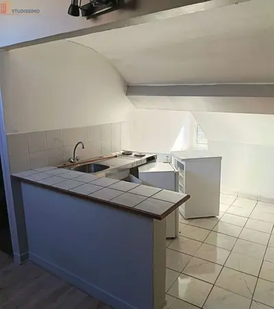 Studio à Reims
