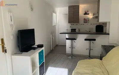 Studio à Villeneuve-le-Comte