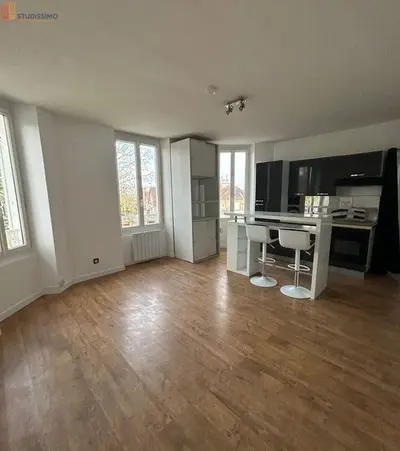 Studio à Combs-la-Ville