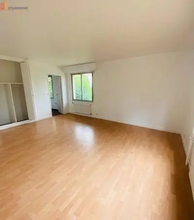 Studio à Maisons-Laffitte