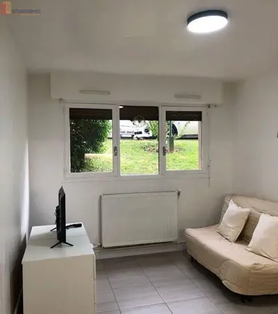Studio à Noisy-le-Roi