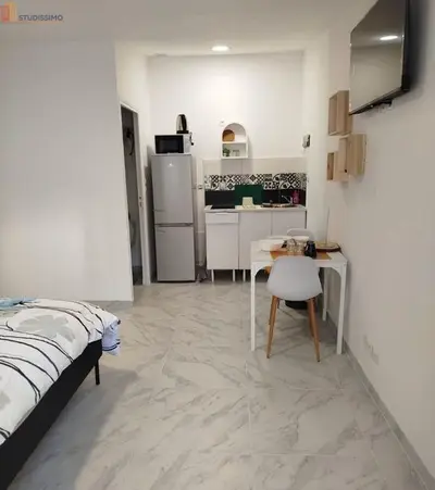 Studio à Mantes-la-Jolie