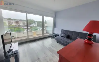 Studio à La Celle-Saint-Cloud