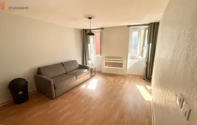 Studio à Le Luc