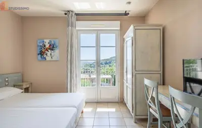 Studio à Callian