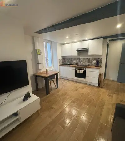 Studio à Salernes