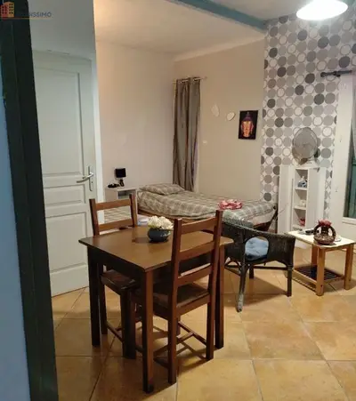 Studio à Signes