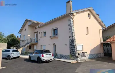 Studio à Tarbes