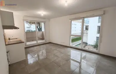 Studio à Monteux