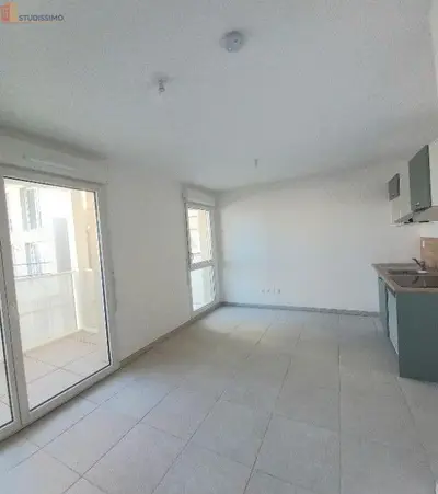Studio à Monteux