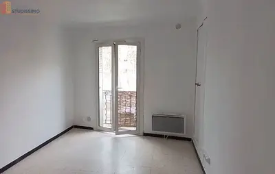 Studio à L'Isle-sur-la-Sorgue