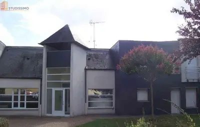 Studio à Scorbé-Clairvaux