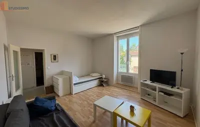 Studio à Montmorillon