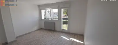 Studio à Mirecourt