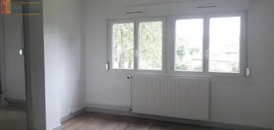Studio à Mirecourt