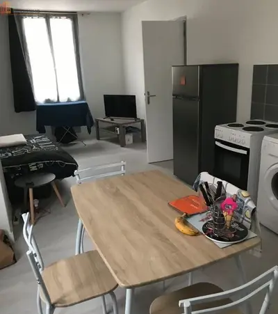 Studio à Sens