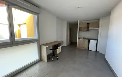 Studio à Isle