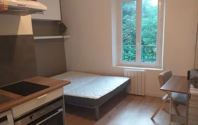 Studio à Linas