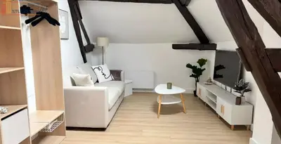 Studio à Étampes