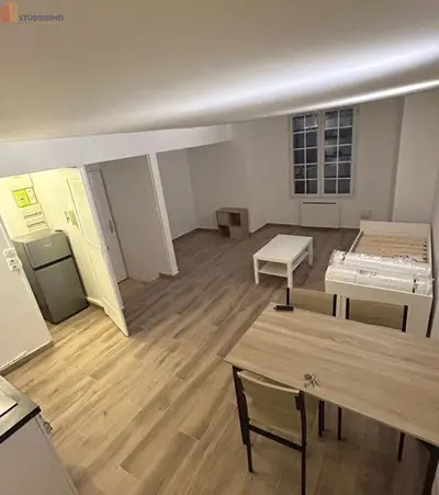Studio à Étampes