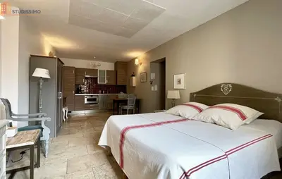Studio à L'Isle-sur-la-Sorgue
