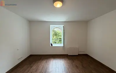 Studio à Auvers-Saint-Georges