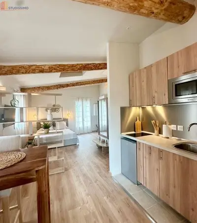 Studio à L'Isle-sur-la-Sorgue