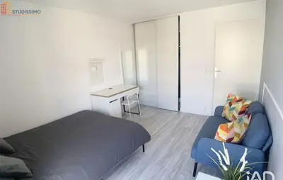 Studio à Courbevoie