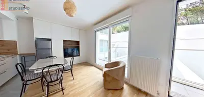 Studio à Issy-les-Moulineaux
