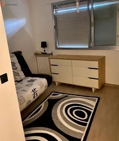 Studio à Courbevoie