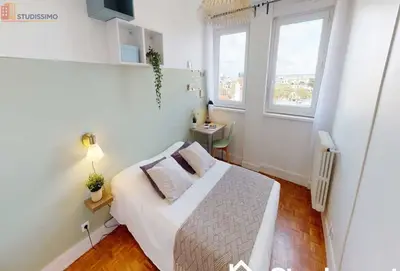 Studio à Courbevoie