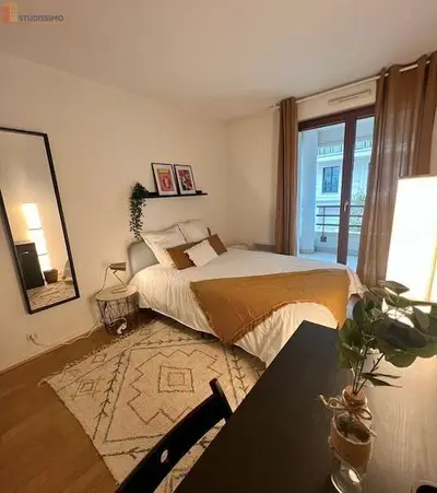 Studio à Levallois-Perret