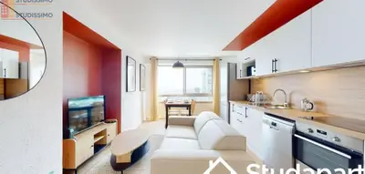 Studio à Courbevoie