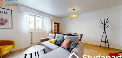 Studio à Courbevoie