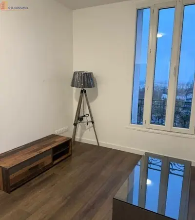 Studio à Puteaux