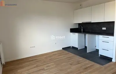 Studio à Courbevoie