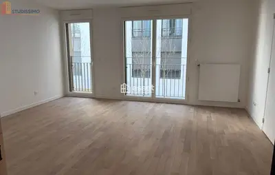 Studio à Courbevoie
